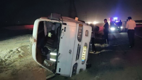 واژگونی مینی بوس ۱۷ مصدوم برجای گذاشت