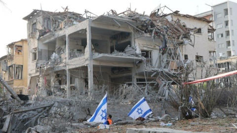 یدیعوت آحارونوت: زندگی در «بت یام» پس از بمباران ایران نابود شده است