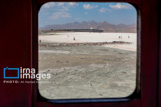 شنا در ارومیه «نیمهجان»