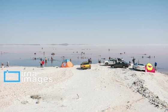 شنا در ارومیه «نیمهجان»