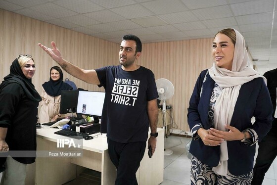 مهروز ساعی در تحریریه ایران