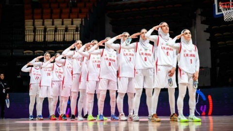 سلام نظامی دختران ایران در راه قهرمانی