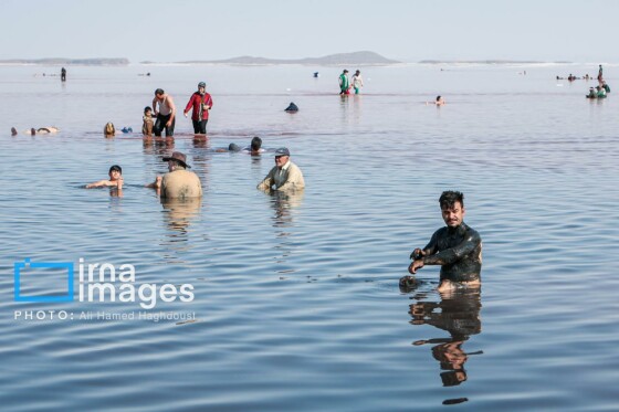 شنا در ارومیه «نیمهجان»