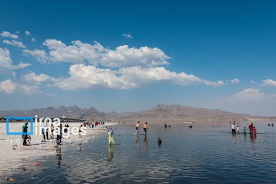 شنا در ارومیه «نیمهجان»