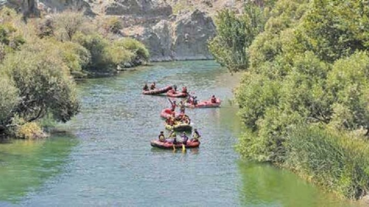 نمایش عِرق به وطن با مشارکت در مسابقه برترین شهرهای گردشگری دنیا