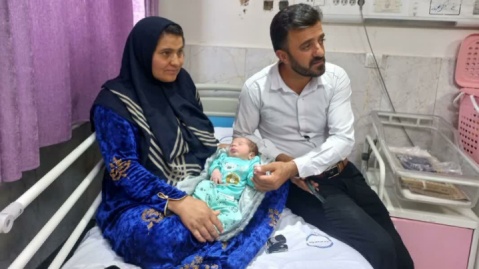 دهمین فرزند یک خانواده متولد شد