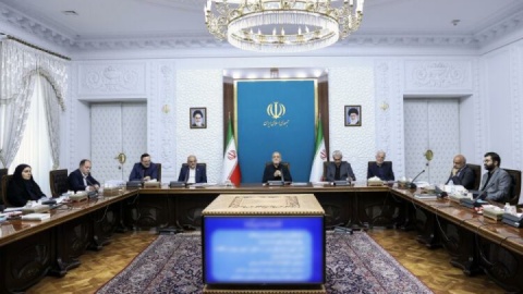 پزشکیان: سرمایهگذاری مشترک در مناطق آزاد رویکرد «برد-برد» برای طرفین داخلی و خارجی است