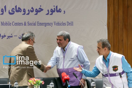 مراسم رژه خودرویی اورژانس اجتماعی