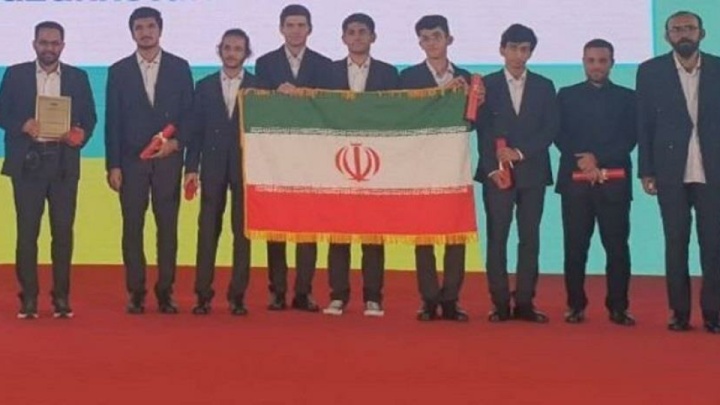 ۶ دانش‌آموز، ۶ مدال