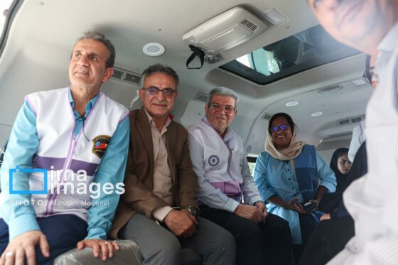 مراسم رژه خودرویی اورژانس اجتماعی