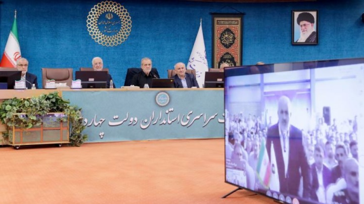 رئیس جمهور واحد گازی ۱۸۳ مگاواتی جدید نیروگاه نکا را افتتاح کرد