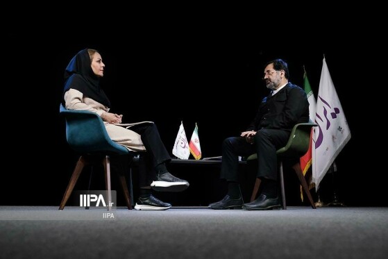 بازدید استاندار قم از موسسه ایران