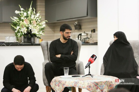 دیدار دانشجویان با خانواده سردار سرلشکر شهید محمود باقری