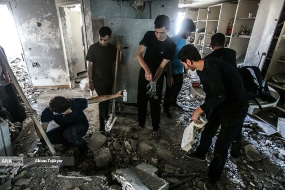 کمک گروه‌های جهادی به جنگ زدگان