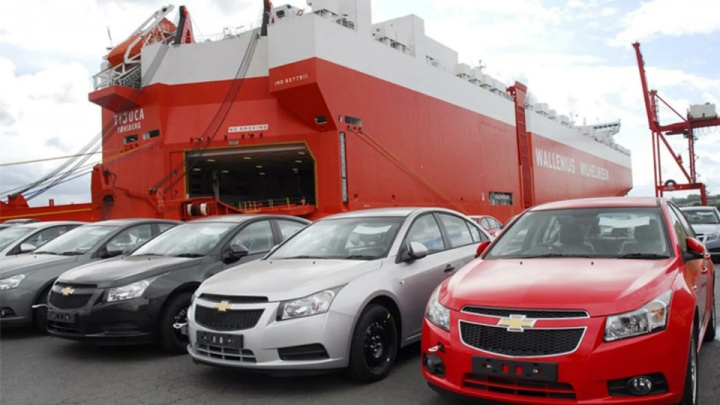 واردات خودرو با ارز اشخاص تسریع شود