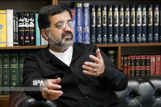 بازدید استاندار قم از موسسه ایران