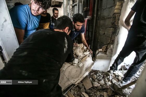 کمک گروه‌های جهادی به جنگ زدگان