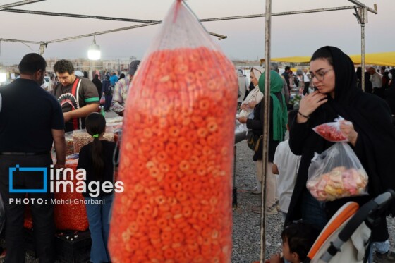 چند شنبه بازار