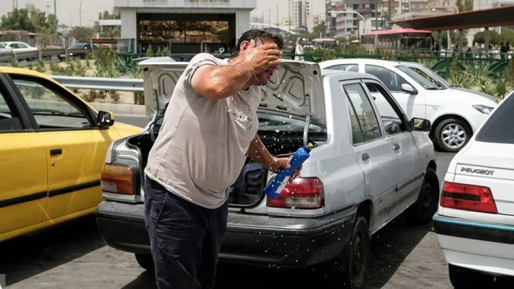 هشدار درباره افزایش مواجهه با اشعه فرابنفش در روزهای گرم