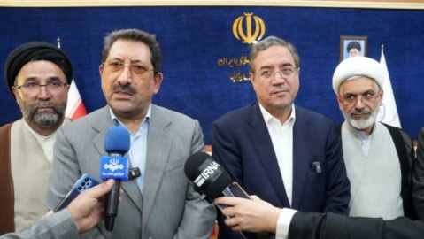 دولت چهاردهم به تجارت بین‌المللی توجه ویژه‌ای دارد