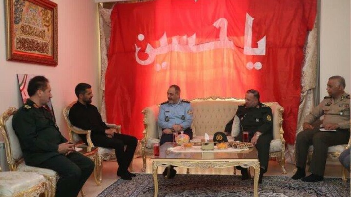 دیدار وزیر دفاع با خانواده شهید ربانی