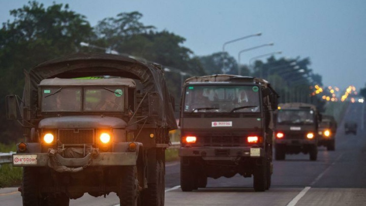 افزایش تلفات درگیری مرزی تایلند و کامبوج به ۱۶ نفر/۱۲۰هزار نفر آواره‌شدند