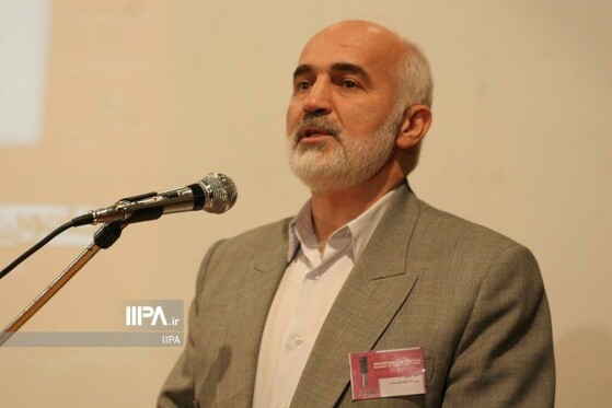 احمد توکلی به روایت عکاسان روزنامه ایران