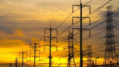 لزوم بهره‌گیری از فناوری‌های نوین برای عبور از ناترازی برق/ نمی‌توان مردم را مقصر دانست