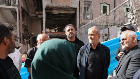 رئیس جمهور در میان مردم