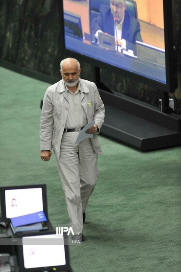 احمد توکلی به روایت عکاسان روزنامه ایران