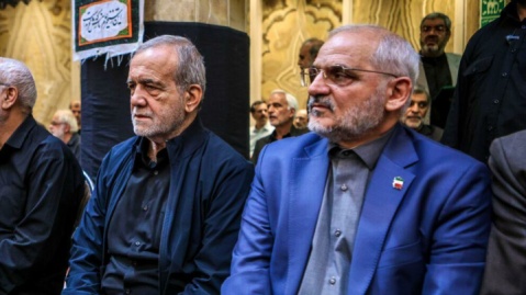 پزشکیان در مراسم یادبود نماینده ادوار مجلس حضور یافت