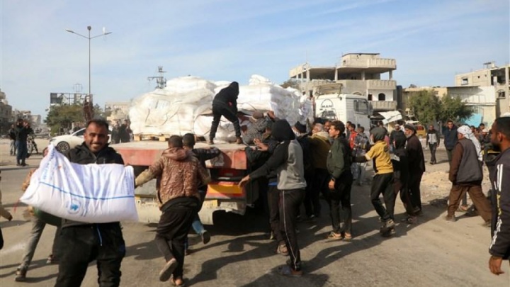 راهی شدن ۱۱۷ کامیون حاوی کمک‌های بشردوستانه به سمت غزه