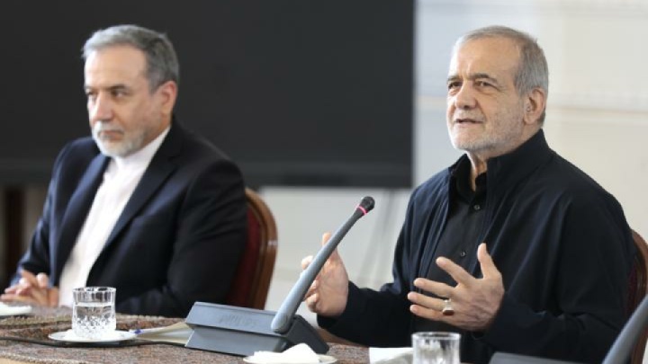 پزشکیان: دیپلماسی کشور در اوج جنگ فعال ماند