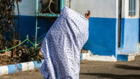 آزادی مادری که به خاطر ۳۷ میلیون تومان زندان بود