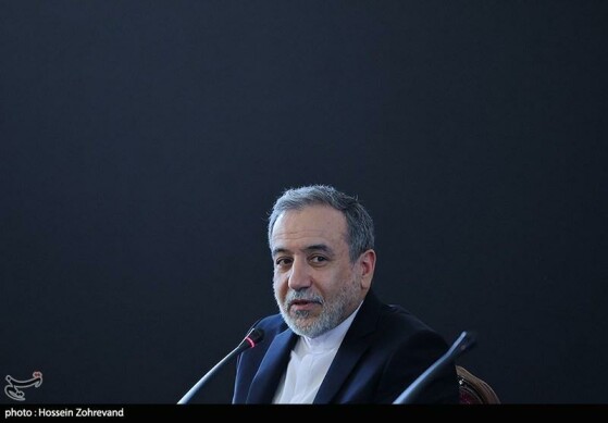 نشست رئیس جمهور با معاونان و مدیران وزارت امور خارجه