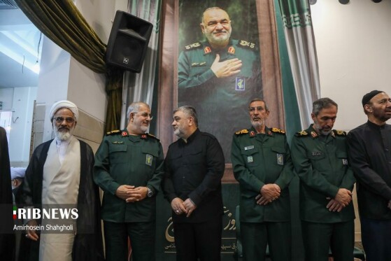 مراسم چهلمین روز شهادت سپهبد حسین سلامی