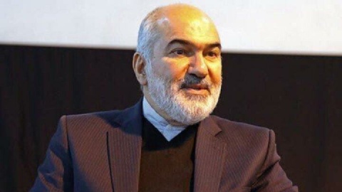 فیلم/  جلوگیری استاندار خوزستان از خودکشی یک جوان در اهواز