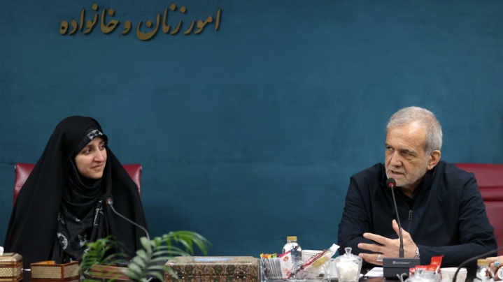 مطالبه پزشکیان از استانداران برای انتصاب زنان در مناصب مدیریتی