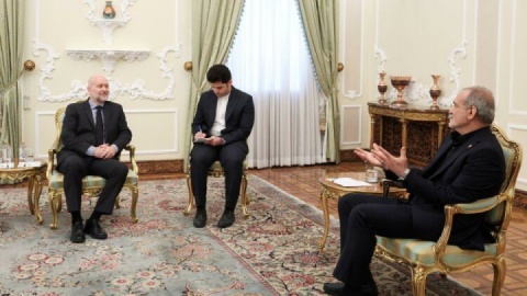 رئیسجمهور: توسعه روابط با کشورها در چارچوب تأمین منافع مشترک از اصول اساسی ایران است