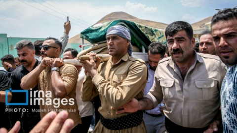 گزارش تصویری/ تشییع پیکر «چیاکو یوسفی‌نژاد» فعال محیط‌ زیست