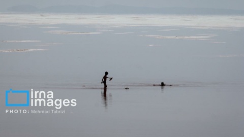 گزارش تصویری/ مرگ آرام بزرگ‌ترین دریاچه ایران