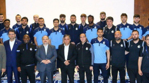 داستان‌های باشگاه به استعفای نظری‌جویباری رسید