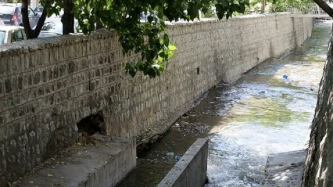 قنات‌های تهران به فاضلاب می‌ریزند