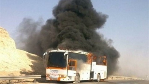 آتشسوزی اتوبوس در محور ایلام-کرمانشاه خسارت جانی نداشت