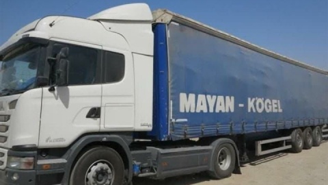 توقیف تریلی با راننده ۱۶ ساله در اشکذر