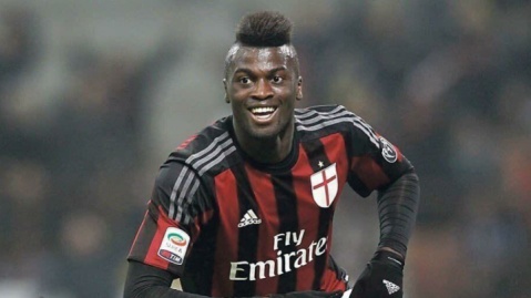 ستاره سابق میلان به استقلالی میشود یا پرسپولیسی؟