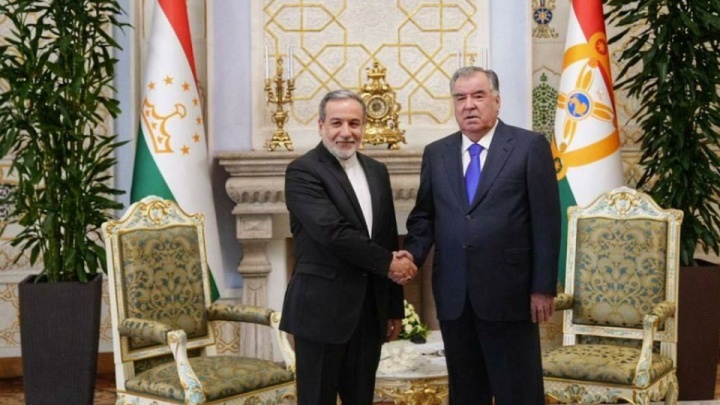 عراقچی با رئیس‌جمهور تاجیکستان دیدار کرد