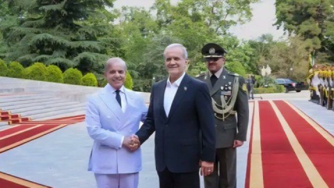 پزشکیان به پاکستان میرود