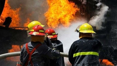 اطفای حریق منزل مسکونی در اصفهان بدون تلفات جانی