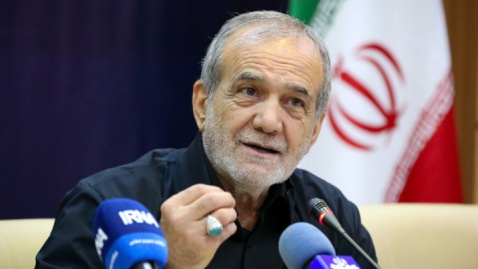 کشور با افراد دانا، توانا و خلاق ساخته می شود/ مردم را دریابیم